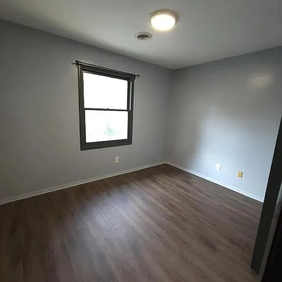 405 Milton St #C — Photo 2