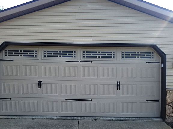 Quality updated garage door