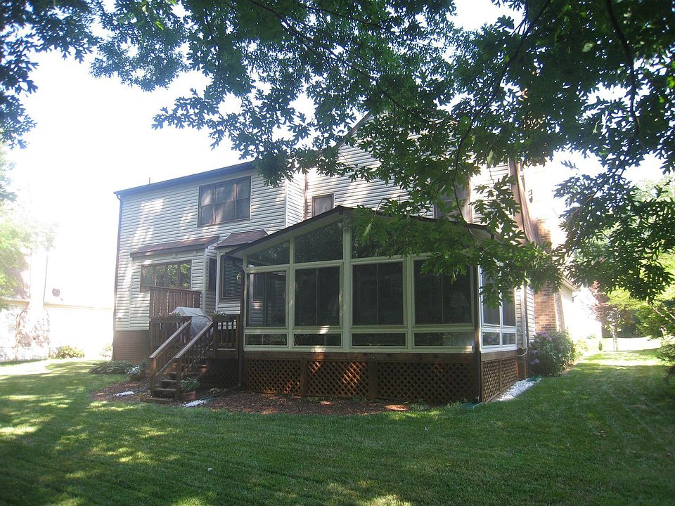 2nd image of 24 Lipscomb Ct