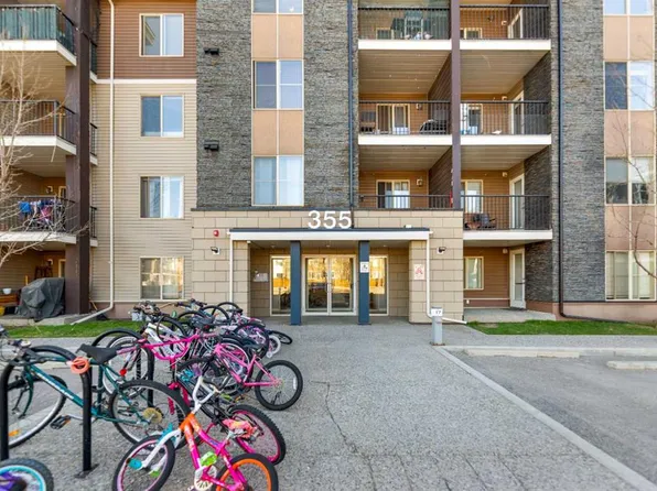 355 NW Taralake Way NE #404, Calgary, AB T3J 0M1