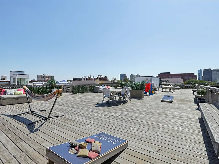 The View at Old City — Photo 44