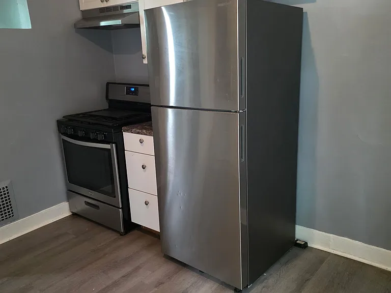 1008 N Townsend St #2 — Photo 3
