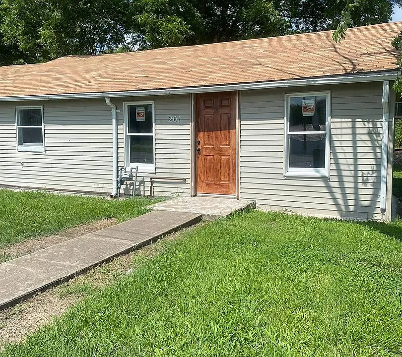 201 N Front St