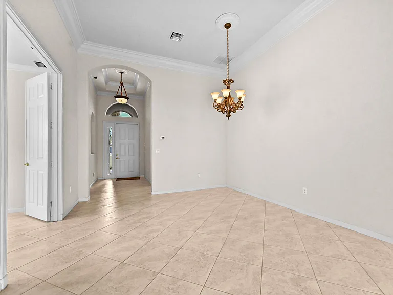 6823 Fabiano Cir — Photo 13