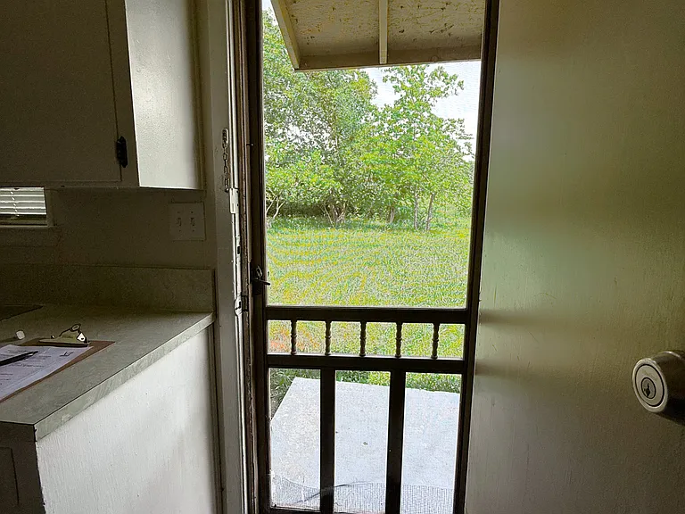 3525 Country Club Rd — Photo 18
