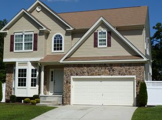 41 Daisy Dr, Egg Harbor Township, NJ 08234