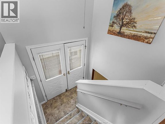 3rd image of 3834 Montcalm St