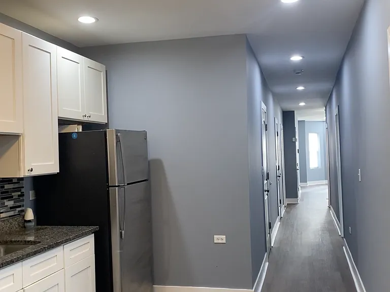 6834 S Green St #2 — Photo 7