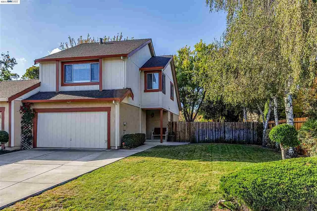 5511 Wisteria Way photo 1