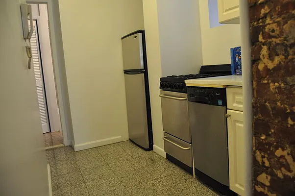 Rented by Sky Management | media 13