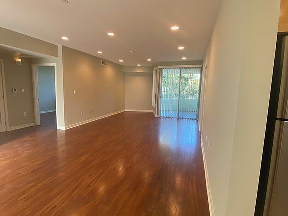 3rd image of 11406 Exposition Blvd #203