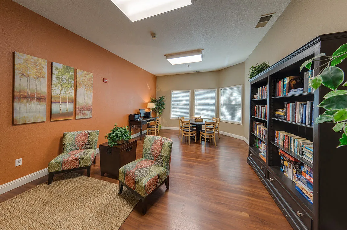 Vintage Chateau | Affordable 55+ Senior Apartments — Photo 3