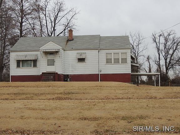 2nd image of 1060 Linden St