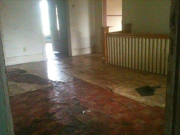 4th image of 807 N 2nd St