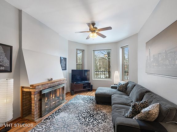3rd image of 1645 N Humboldt Blvd