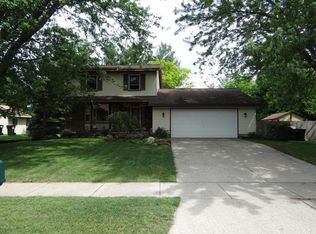 7316 Sundale Dr SE, Grand Rapids, MI 49548