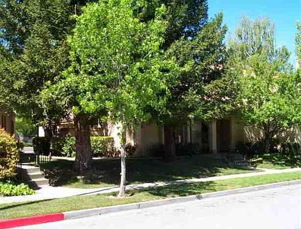 1st image of 685D Palomino Dr #B