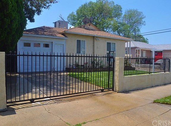4th image of 15132 Burton St