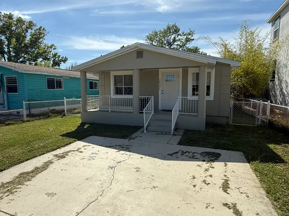 2501 Kingston St S, Saint Petersburg, FL 33711