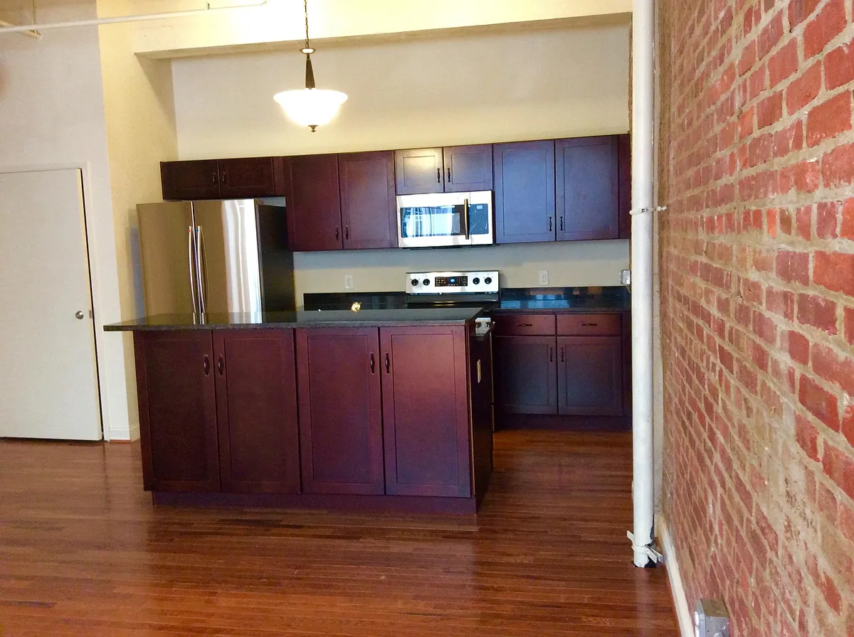 Building Photo - 311 W Baltimore St #11