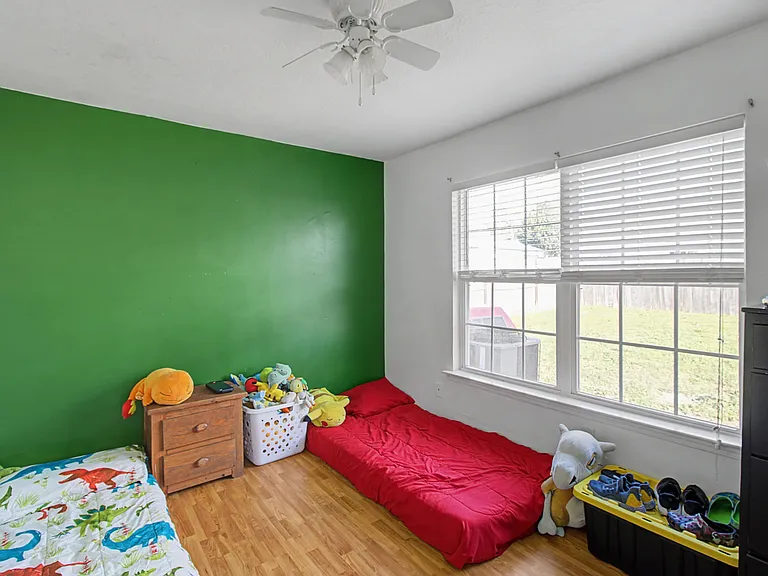 146 Auburn Cir — Photo 10