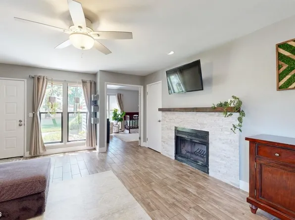 5943 Main Ave APT G, Orangevale, CA 95662