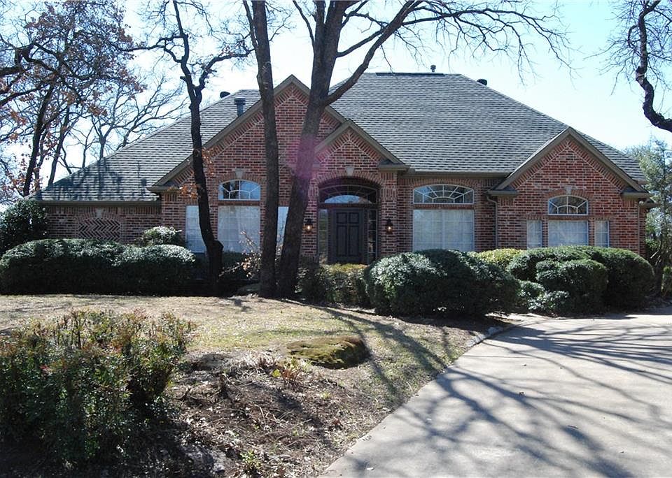 1st image of 7404 Woodhaven Dr