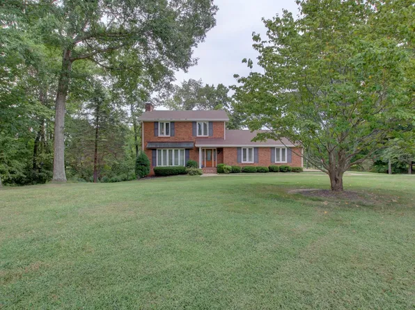 2871 Brothers Rd, Clarksville, TN 37043