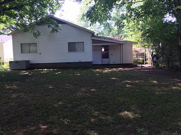 5th image of 1206 Arkansas Ave