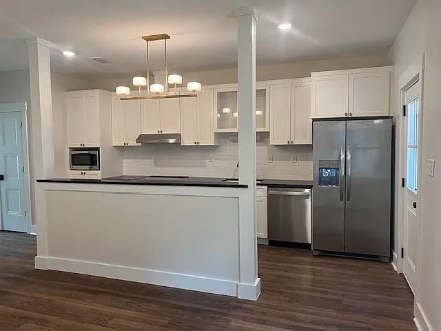 2 bed, 872 sqft, $1,320 — Photo 2