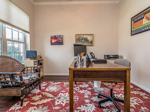 4th image of 1516 Cockatiel Dr
