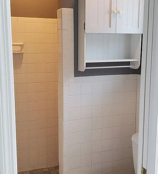 2302 Hutchinson Ave — Photo 17