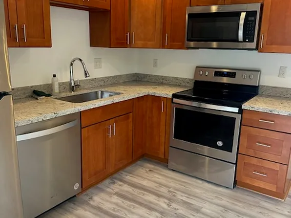 18024 54th Pl W APT 2, Lynnwood, WA 98037