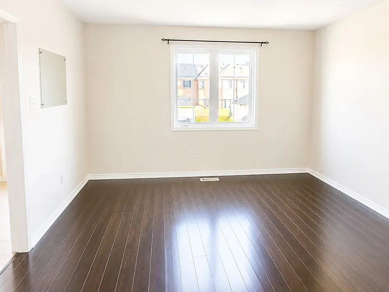 84 Gas Lamp Ln — Photo 10