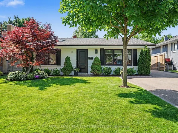 25 Brougham Cres, Toronto, ON M9R 1J3