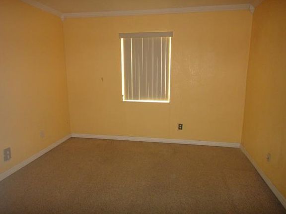 5th image of 8701 SW 141st St APT L2