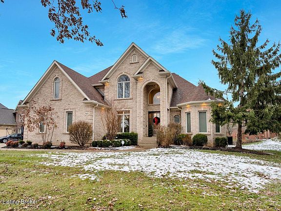 2nd image of 7627 Ashleywood Dr