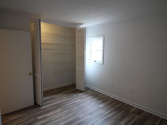 3rd image of 5627 Ashley Oaks Dr APT 4