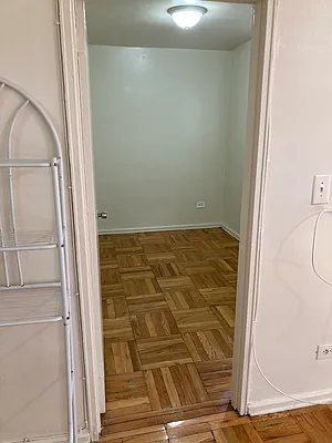 Rented by NCR Real Estate | media 10