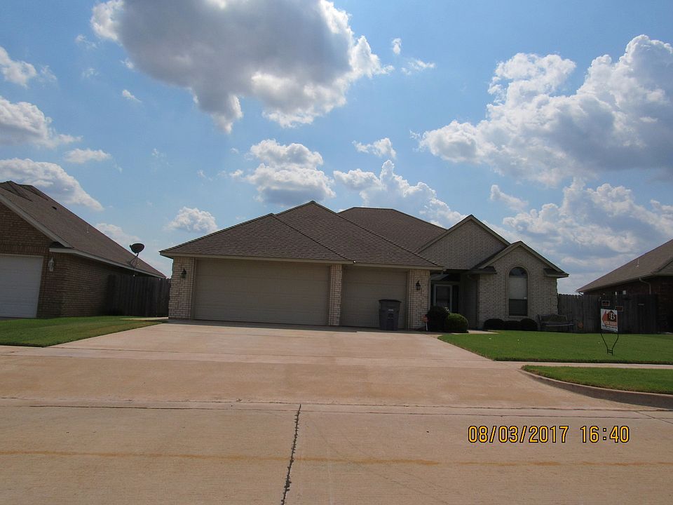 1st image of 1815 SW Driftwood Dr