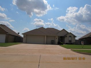 1815 SW Driftwood Dr, Lawton, OK 73505