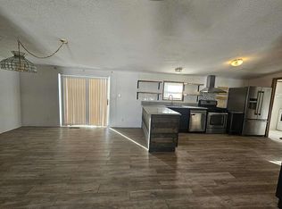 374 Partridge Dr, Grand Blanc, MI 48439
