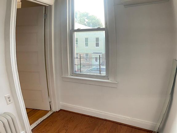4th image of 3421 34th St #2