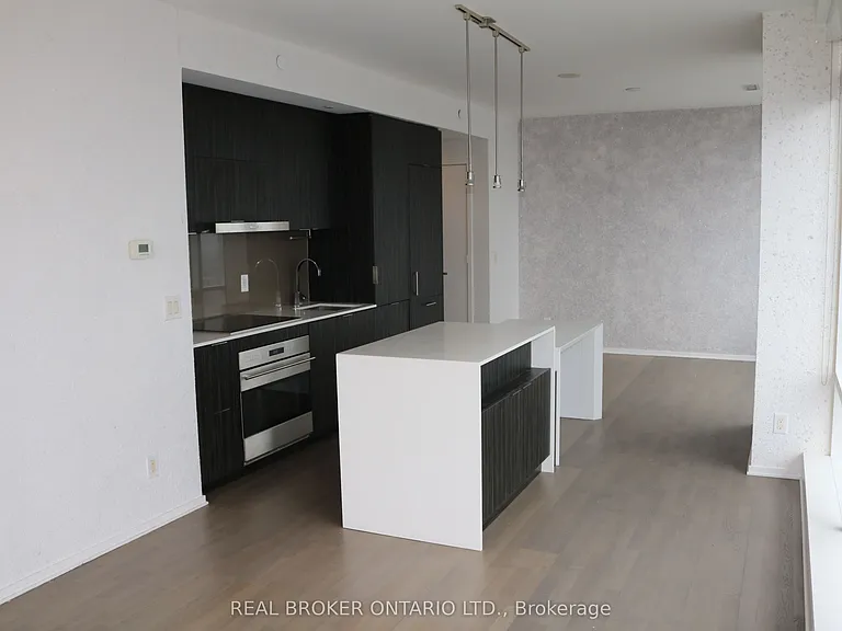 1 Bloor St E #5209 — Photo 2