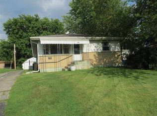 6103 Park Ridge Rd, Loves Park, IL 61111