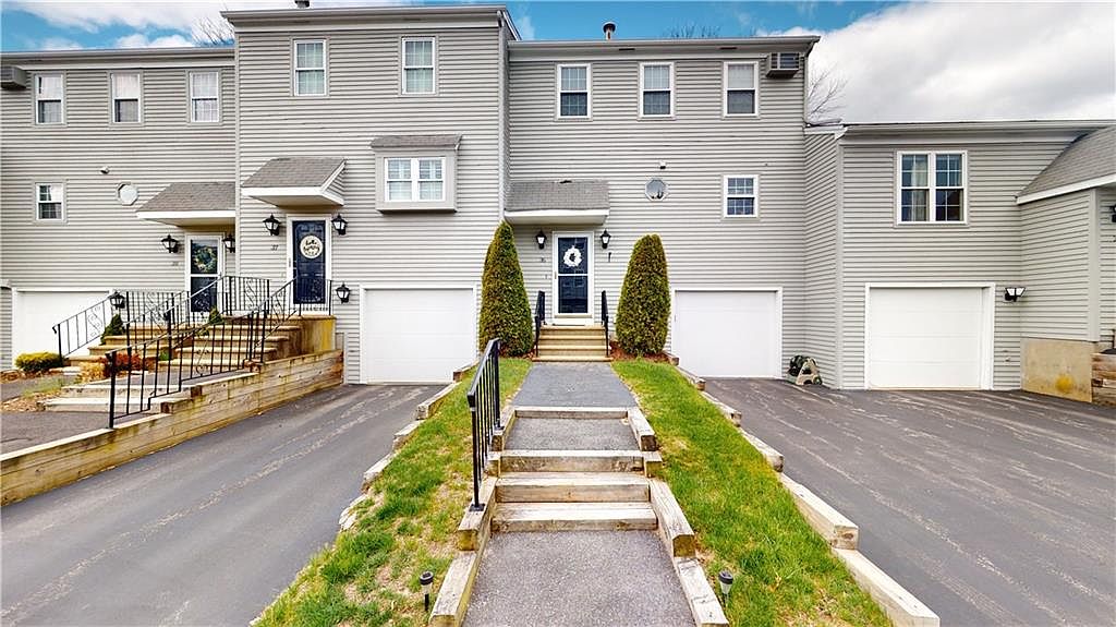 565 Quaker Ln APT 36, West Warwick, RI 02893 Zillow