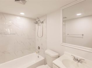 4152 Inverrary Dr APT 103, Fort Lauderdale, FL 33319
