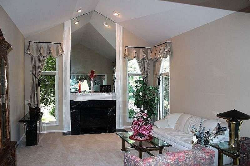 1st image of 47216 Red Oak Dr