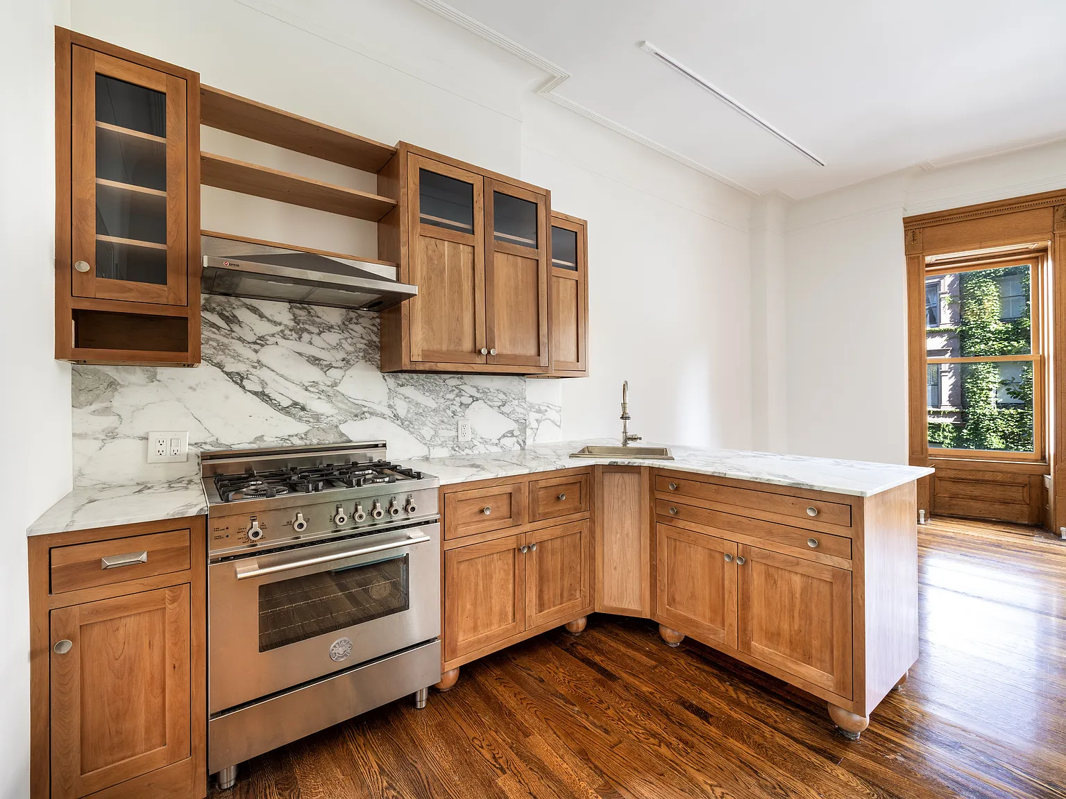 24 East 93rd Street — Photo 2