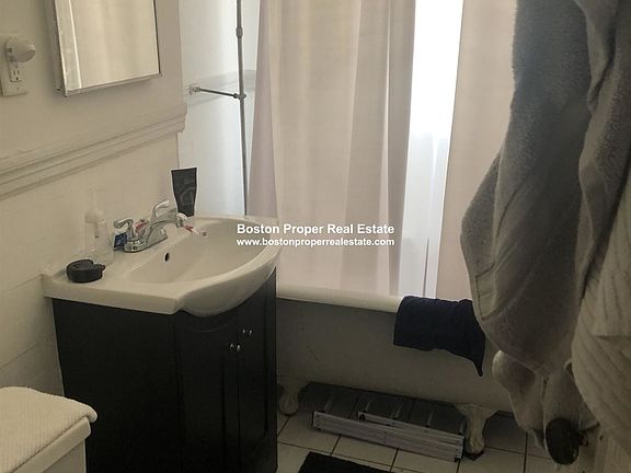 60 Charlesgate East #128 Boston - Fenway Unit Photo 4